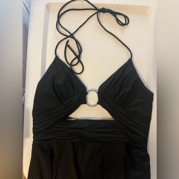 NWT Mac Duggal Black Jersey Halter Strap Ring Cut Out Draped Gown - Size 8 - Picture 5 of 9